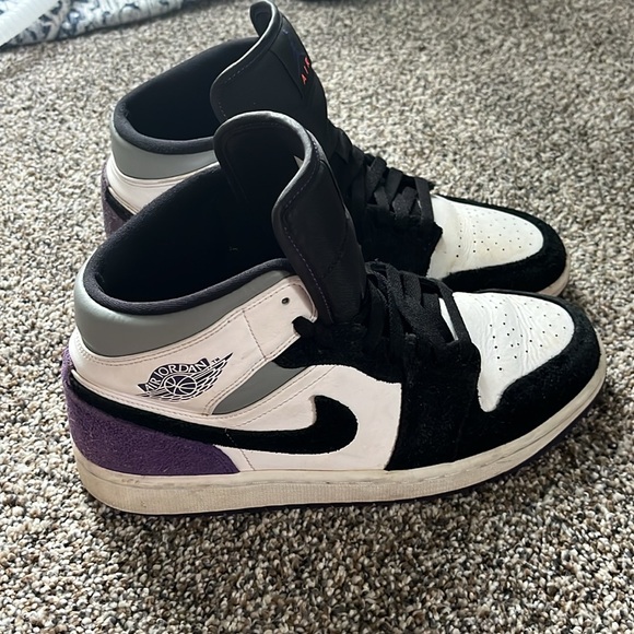 Nike air Jordans - Picture 3 of 5